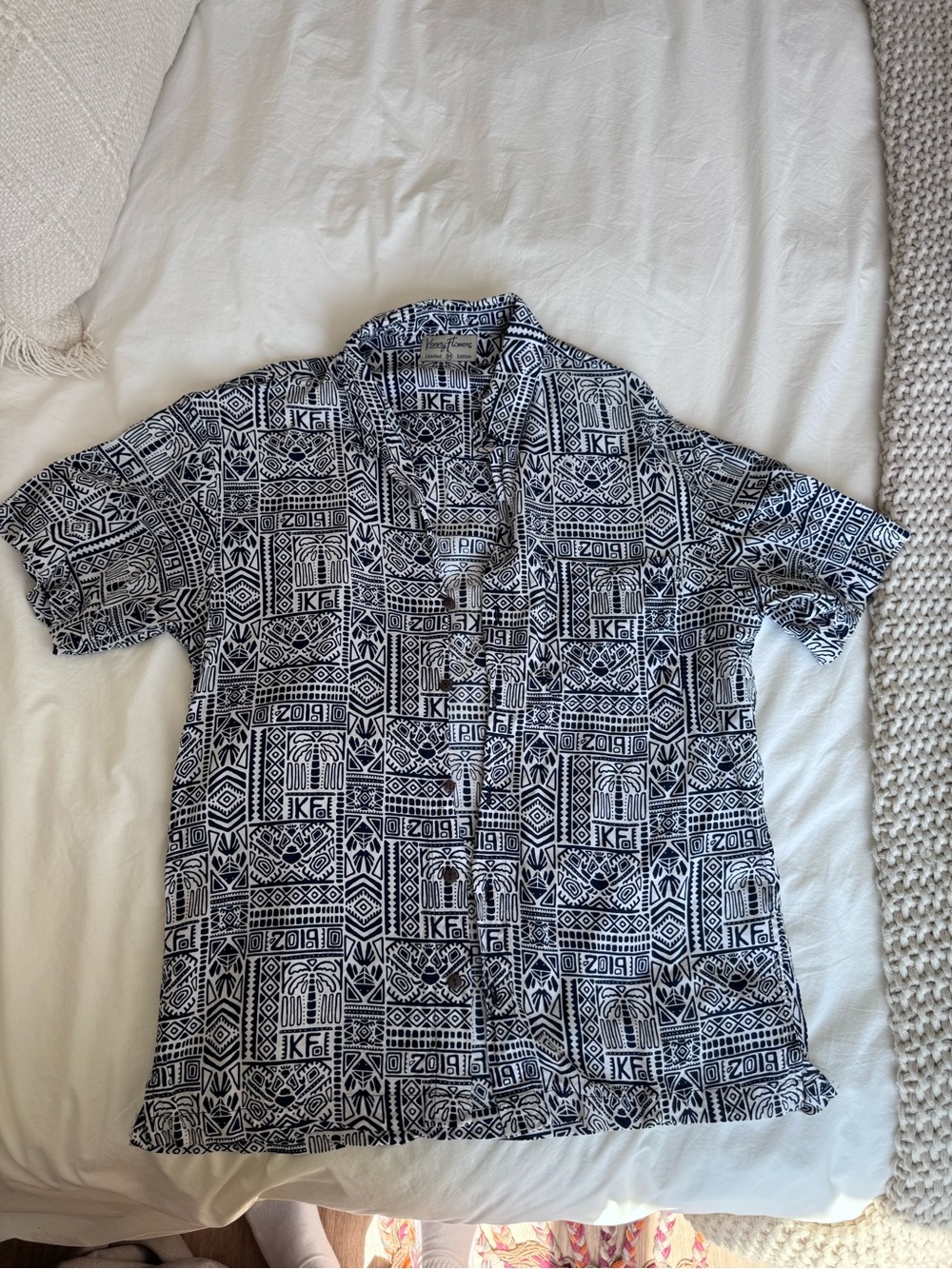 Kenny Flowers Black & White Geometric Short-Sleeve Button-Up